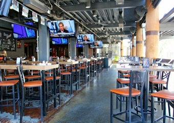 RnR Restaurant and Bar pet friendly restaurant with dogs allowed in Scottsdale, Arizona